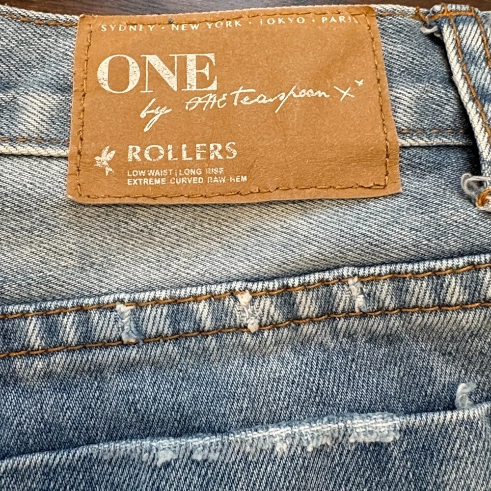 One Teaspoon Rollers Shorts Cut Offs Women's 28 Button Fly Distressed Light Wash - Picture 2 of 10